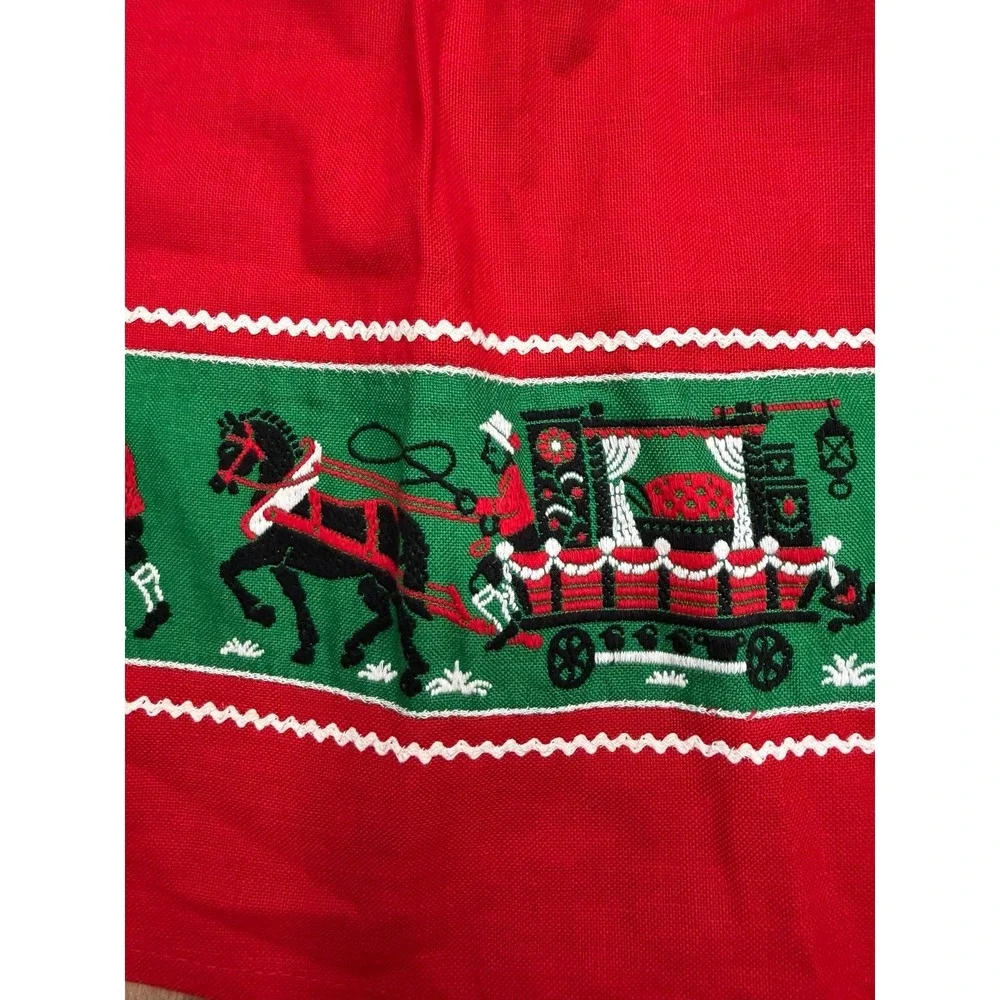 Christmas Apron Red Green Folk Art Horse Carriage Holiday Kitchen Vintage Style
